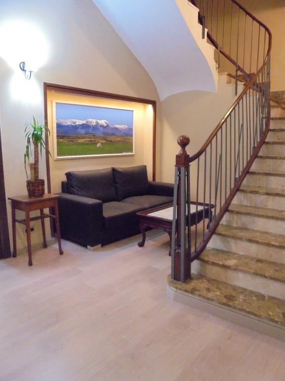 Hostal Palacete De Los Arcedianos Tarazona Buitenkant foto