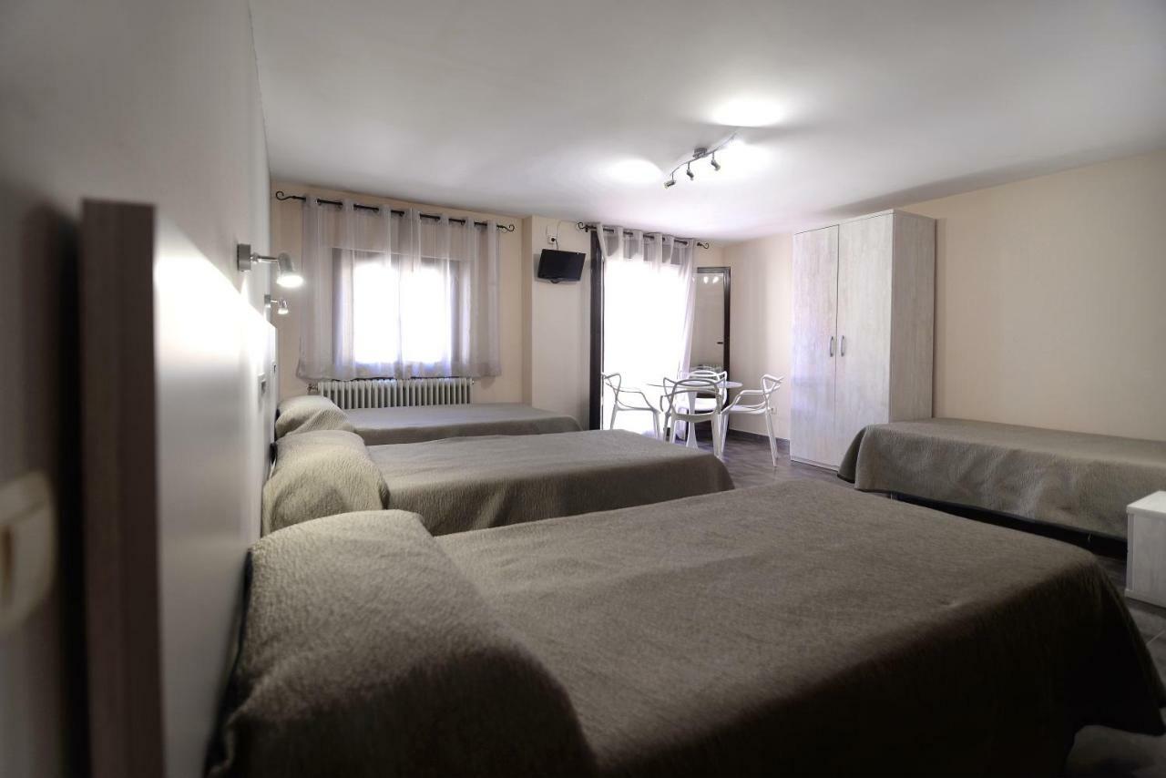 Hostal Palacete De Los Arcedianos Tarazona Buitenkant foto